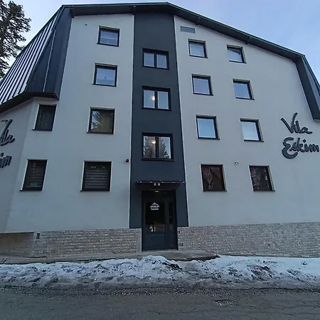 Eskim 103 アパート *