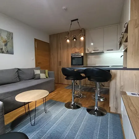 Eskim 103 * ヤホリナ